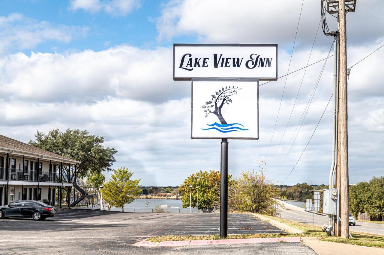 Lake View Inn Granbury Exterior photo